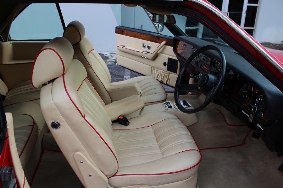 Интерьер Rolls-Royce Camargue Drophead Conversion (JRH 31878) 1978 года  (фото 4 из 21)